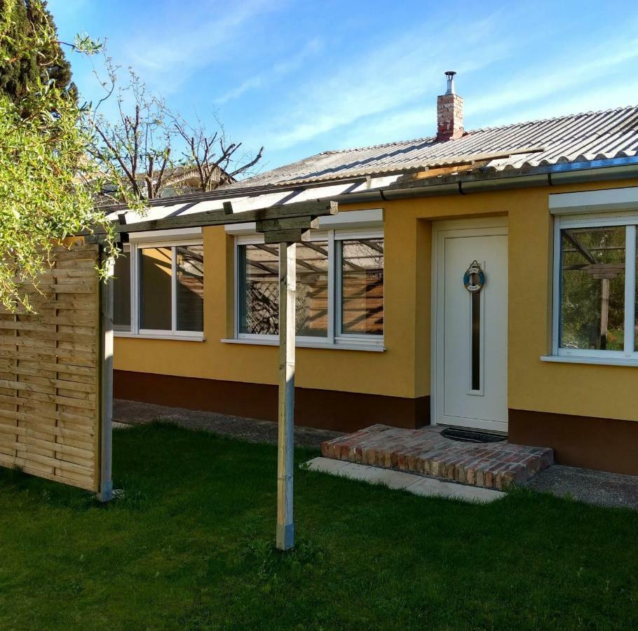 Paradies Für Zwei Frauenkirchen Exterior foto